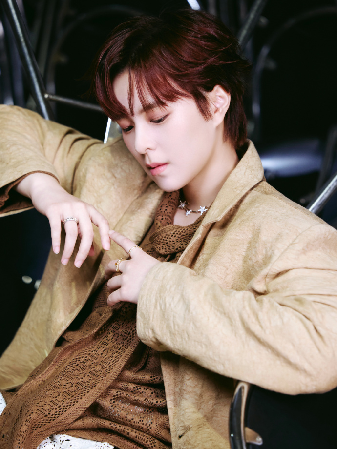 Sunnee杨芸晴